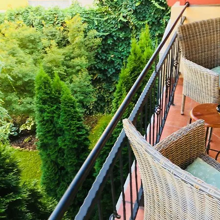 Homestay Egerhaz Vendeghaz *